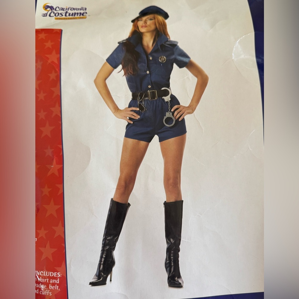 California Costumes Sexy Cop Lady Size Medium Shirt Shorts Belt Hat Handcuffs